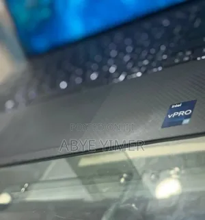 New Laptop Dell Pro 14 32GB Intel Core I7 SSD 1T