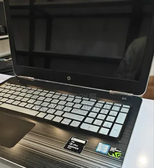 New Laptop HP Pavilion 15 8GB Intel Core I7 SSD 512GB