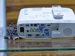 Brand New Epson Projector Has Remote Model Name: Eb-X39 Hardwar