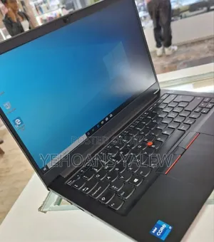 New Laptop Lenovo ThinkPad E14 G5 16GB Intel Core I7 SSD 256GB