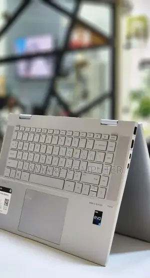 New Laptop HP Envy X360 16GB Intel Core I5 SSD 512GB