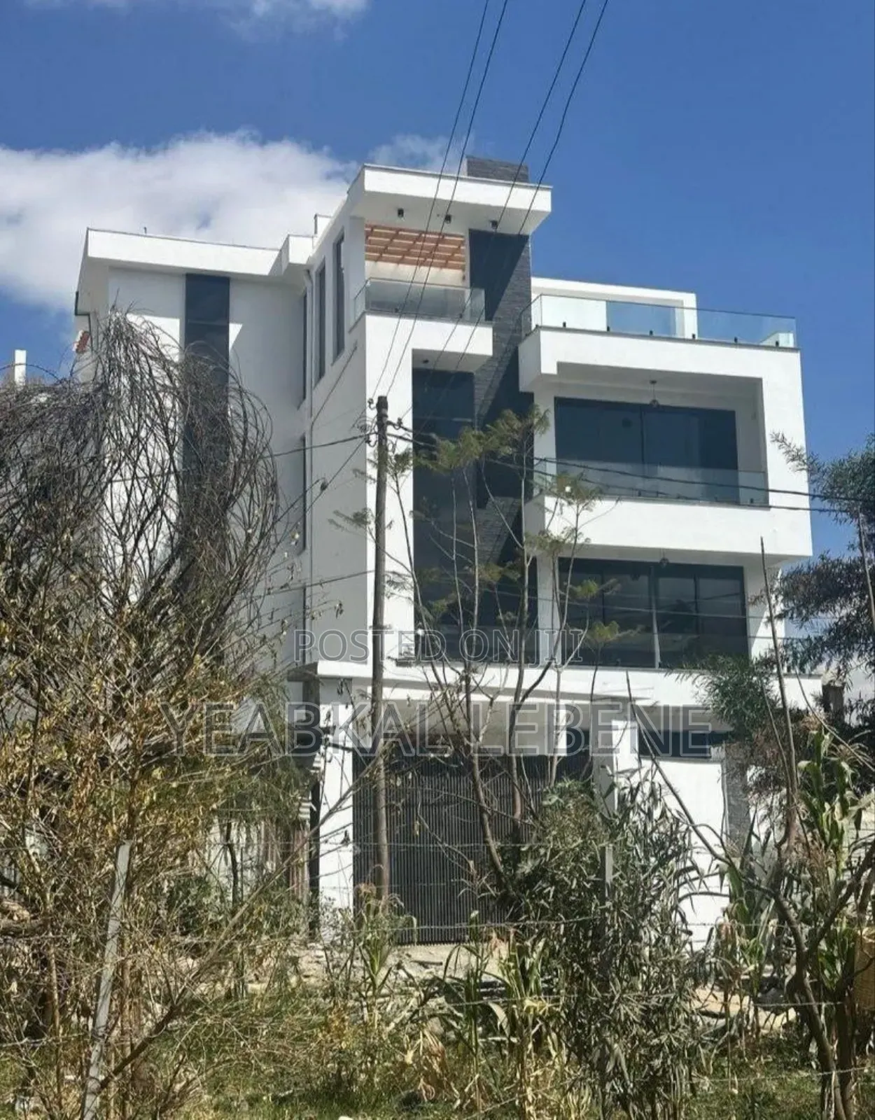 6bdrm House in Bole for sale