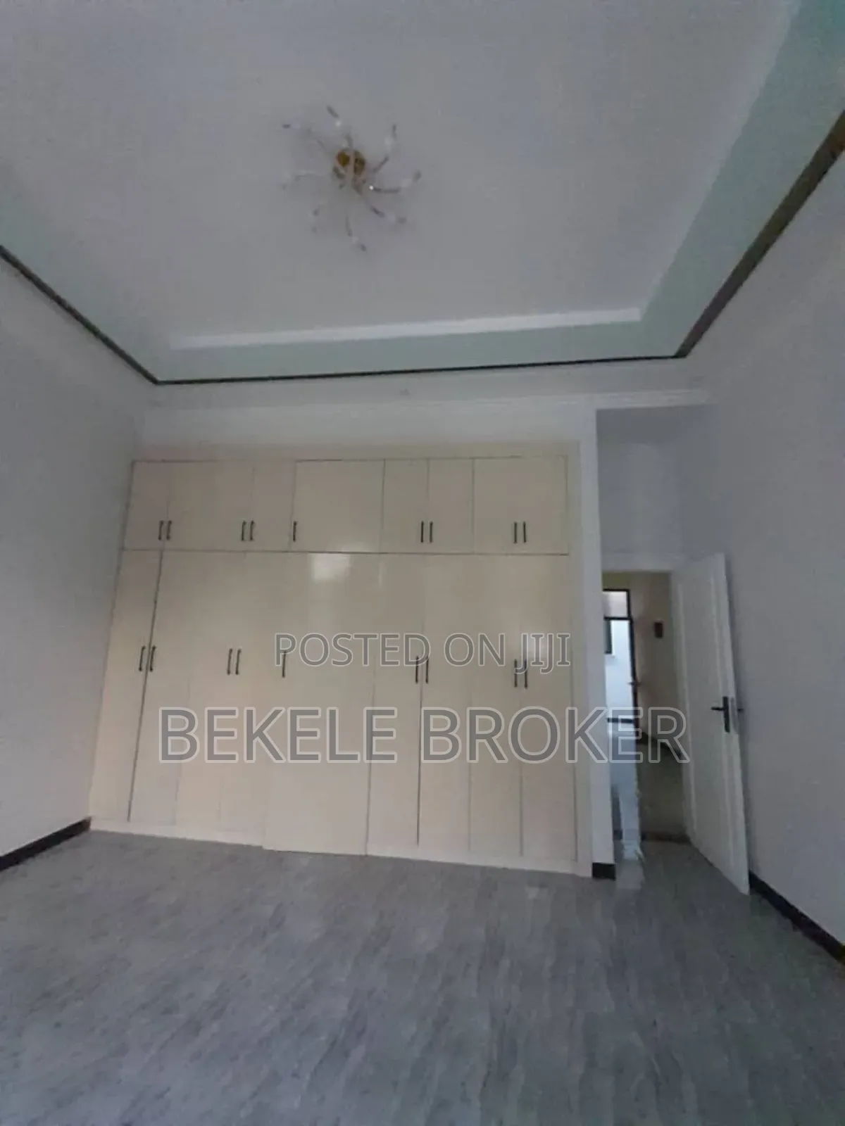 Furnished 4bdrm Apartment in አፓርትመንት, Bole for sale