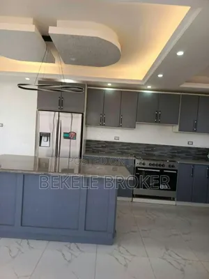 Furnished 4bdrm Apartment in አፓርትመንት, Bole for sale