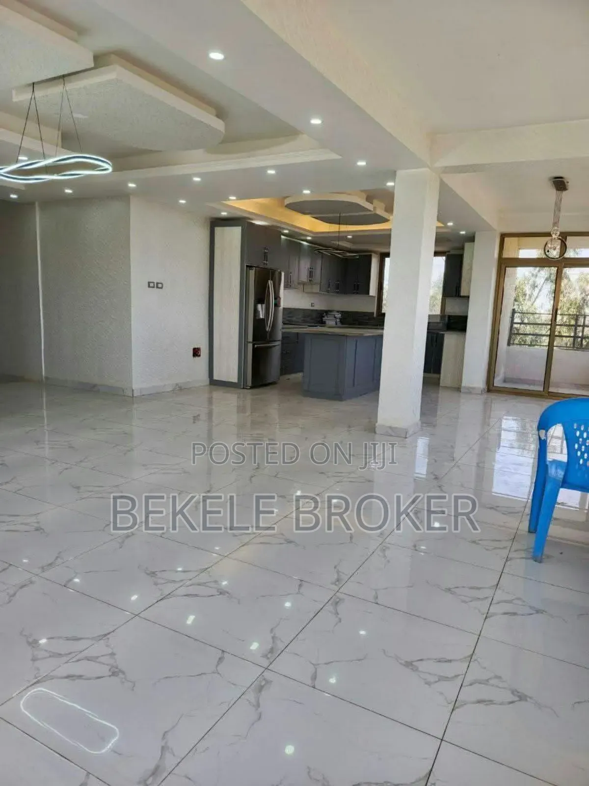Furnished 4bdrm Apartment in አፓርትመንት, Bole for sale