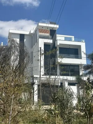 6bdrm House in Bole for sale