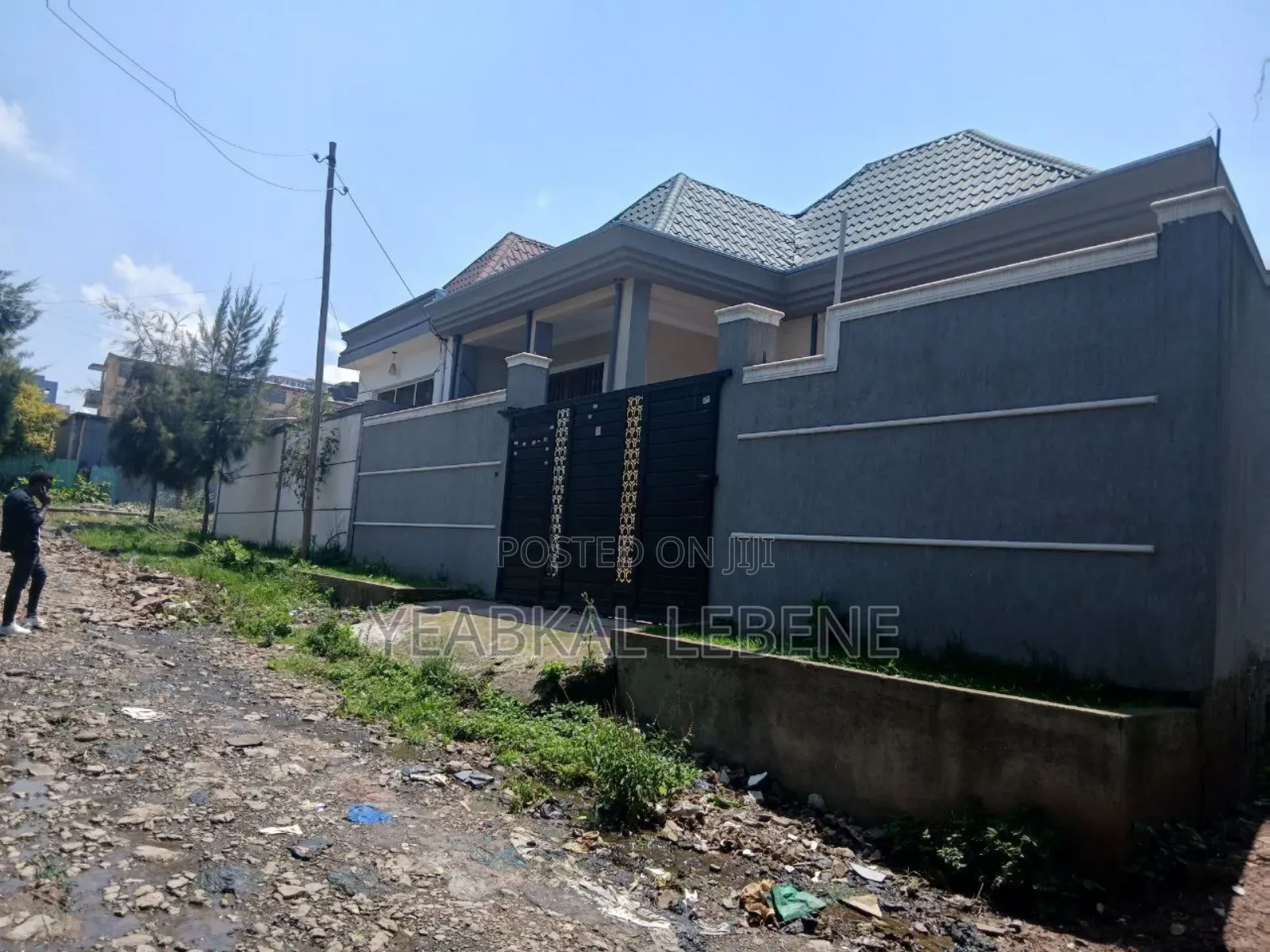 3bdrm Villa in Bole for sale