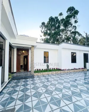 3bdrm Villa in Bole for sale