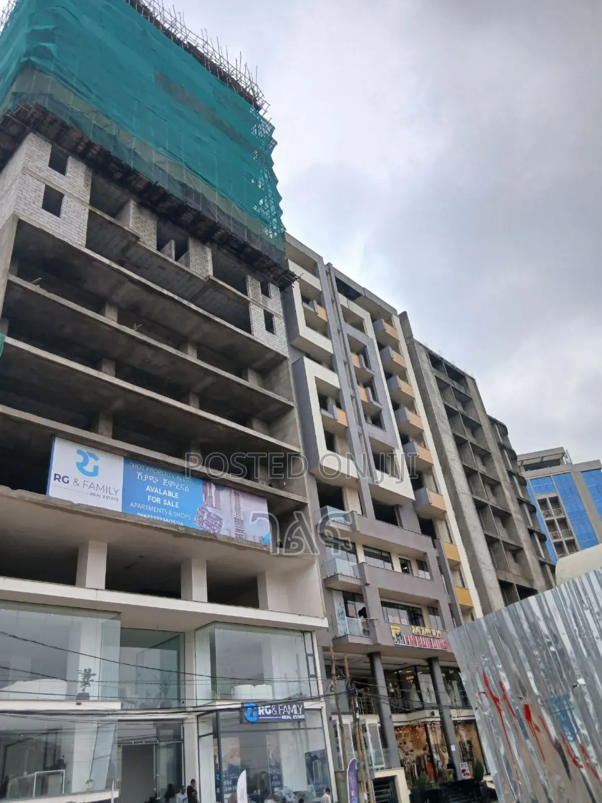 በቦሌ መደሃኒያም የንግድ ሱቆችንና የመኖሪያ አፓርትመንት ሽያጭ እስከ 40% Discount ያግኙ ይሸምቱ