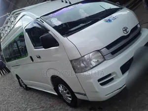 Photo - Highroof for Rent ለልጆች ትምህርት ቤት የሚከራይ መኪና