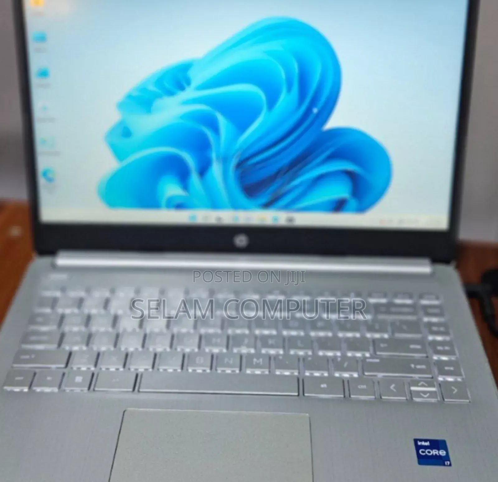 New Laptop HP Stream Notebook 8GB Intel Core I7 SSD 512GB