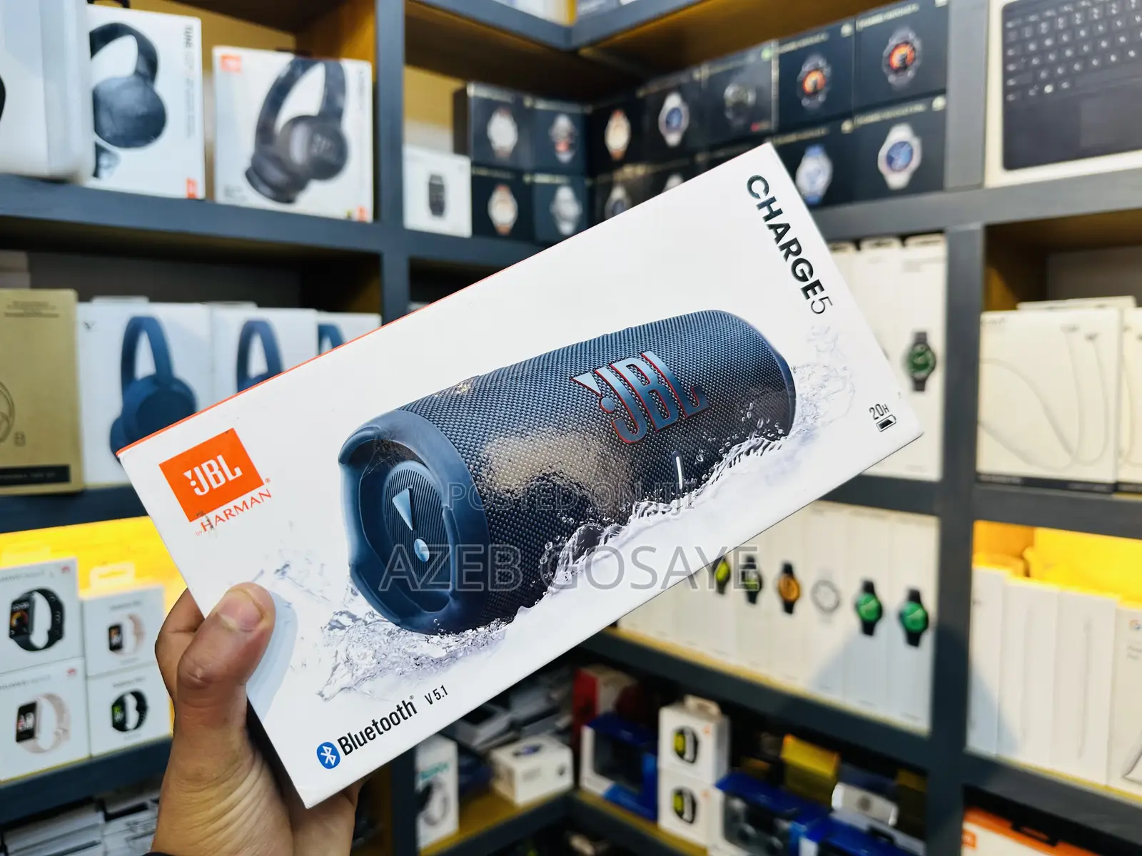 The JBL Charge 5 Blue