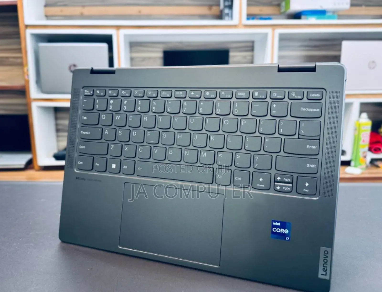 New Laptop Lenovo Yoga 7i 16GB Intel Core I7 SSD 512GB