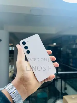 Photo - Samsung Galaxy S23 256 GB White