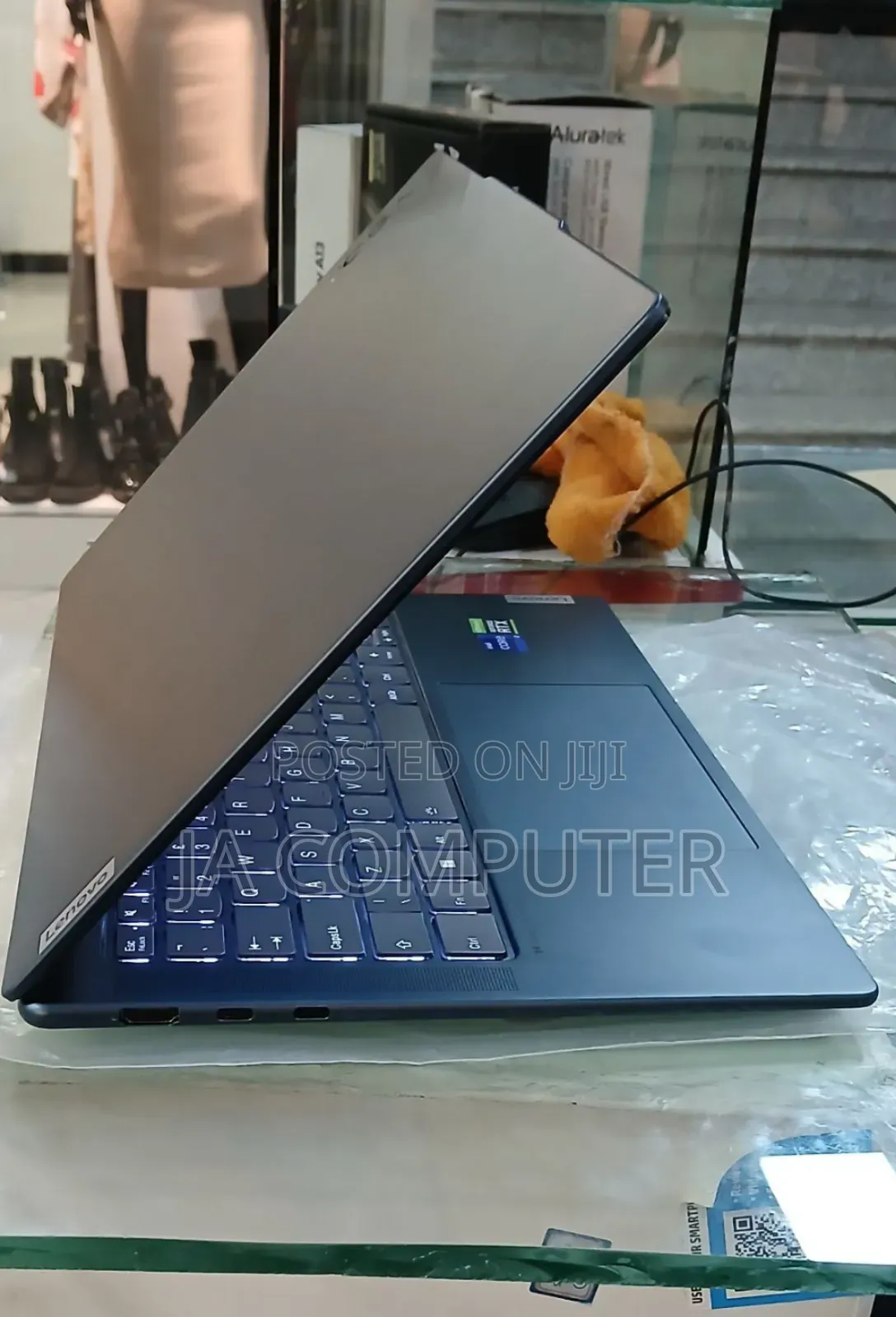 New Laptop Lenovo ThinkPad Yoga 32GB Intel Core I7 SSD 1T