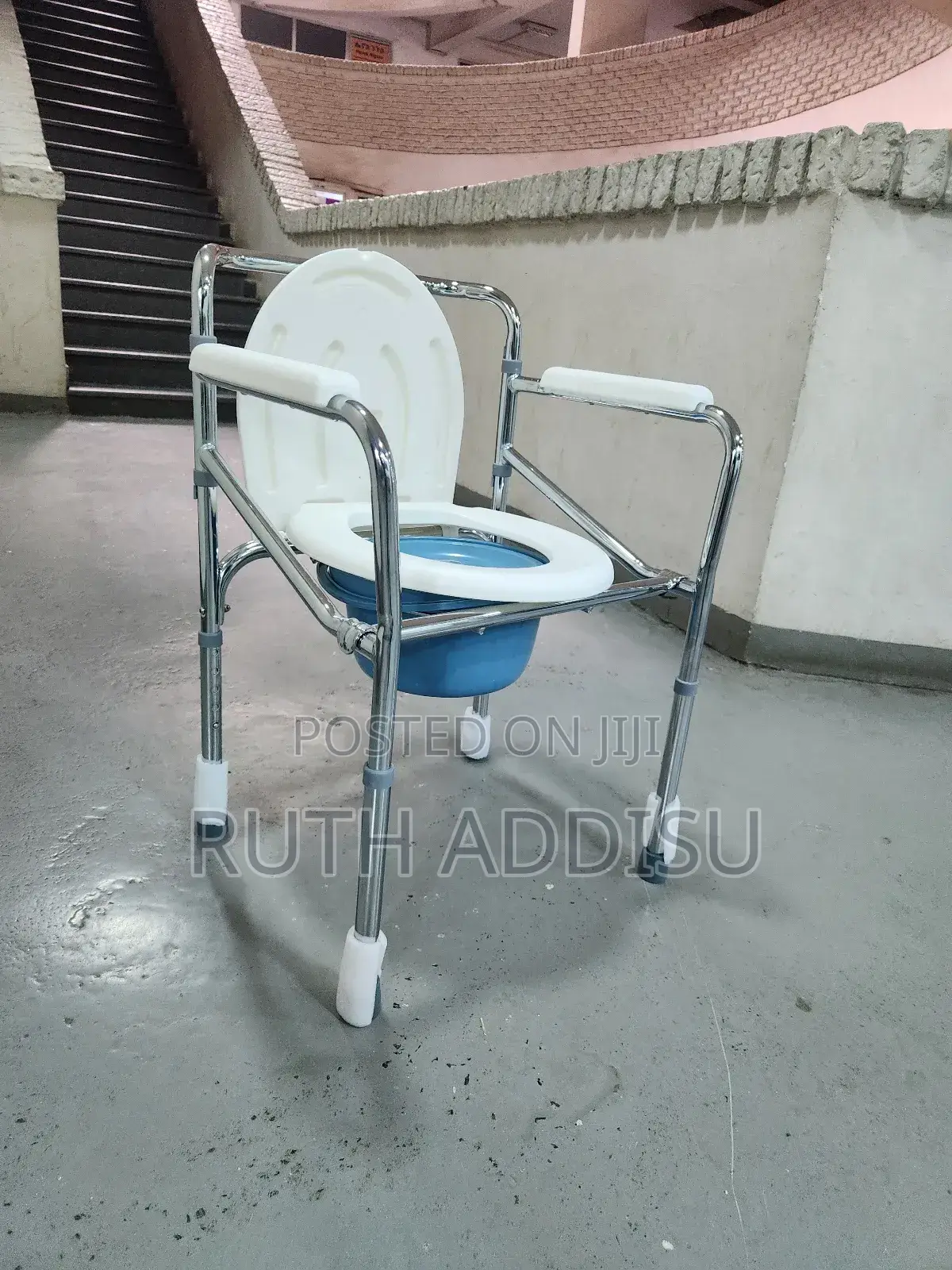 ኮሞድ የፖፖ ወንበር Commode Chair老師toilet Chair做了commode Chair麩羅commode Chair