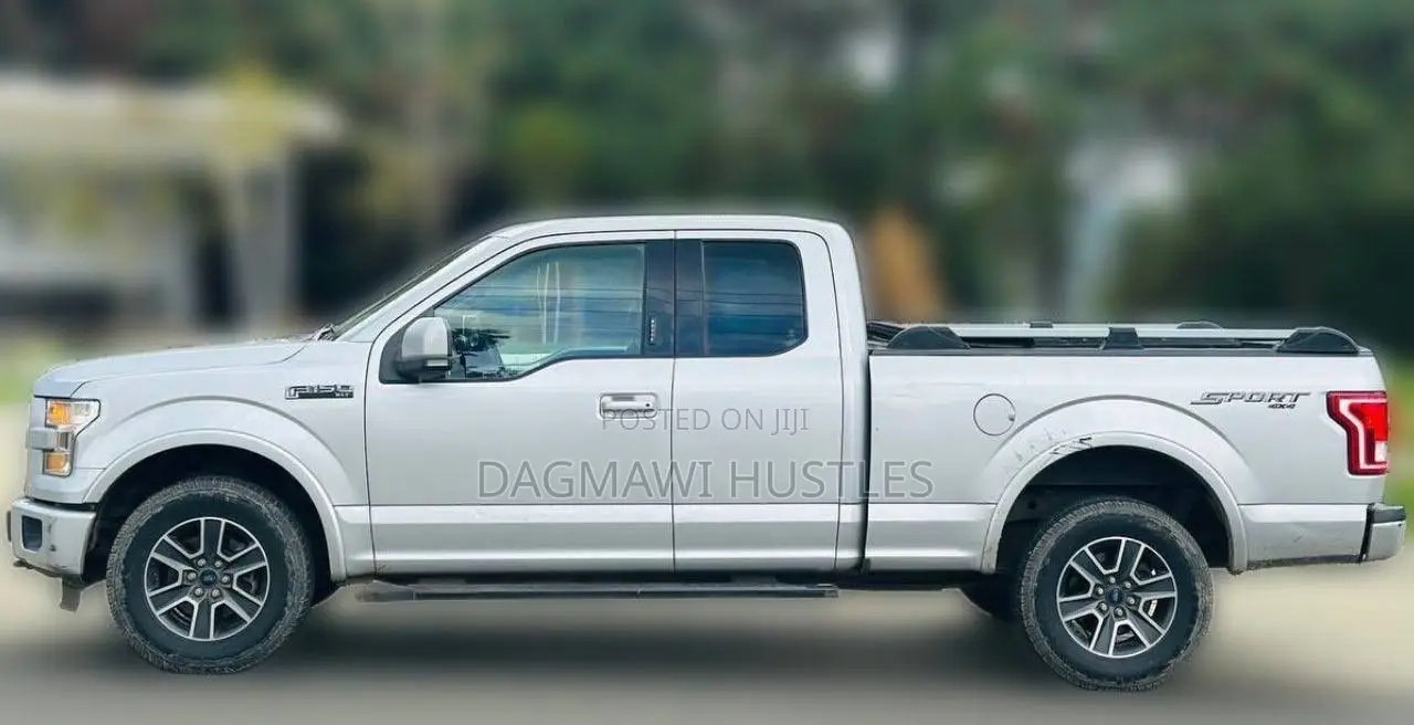 Ford F-150 XLT 4dr SuperCab 4WD 8 ft. LB (5.0L 8cyl 6A) 2015 Silver