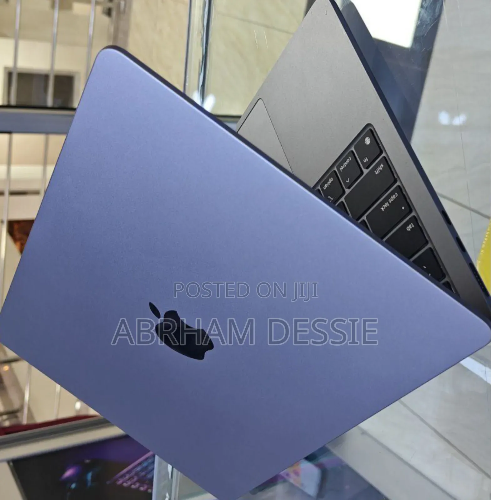 New Laptop Apple MacBook 8GB Apple M2 SSD 512GB