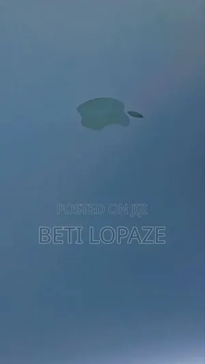 New Laptop Apple MacBook 2017 16GB Intel Core I7 SSD 512GB