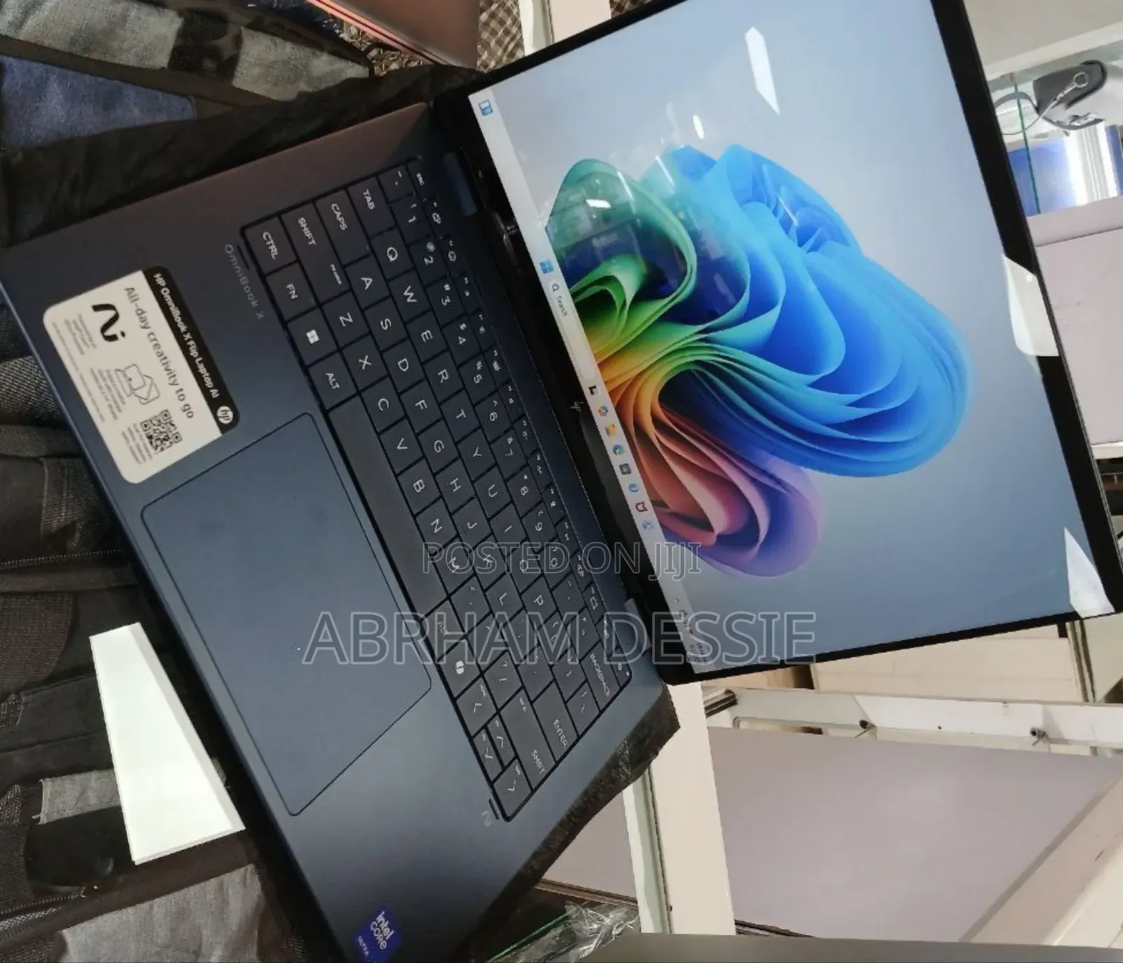 New Laptop HP 16GB Intel Core Ultra 7 SSD 1T