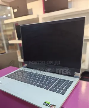 New Laptop Dell G15 5535 16GB AMD Ryzen 7 SSD 512GB