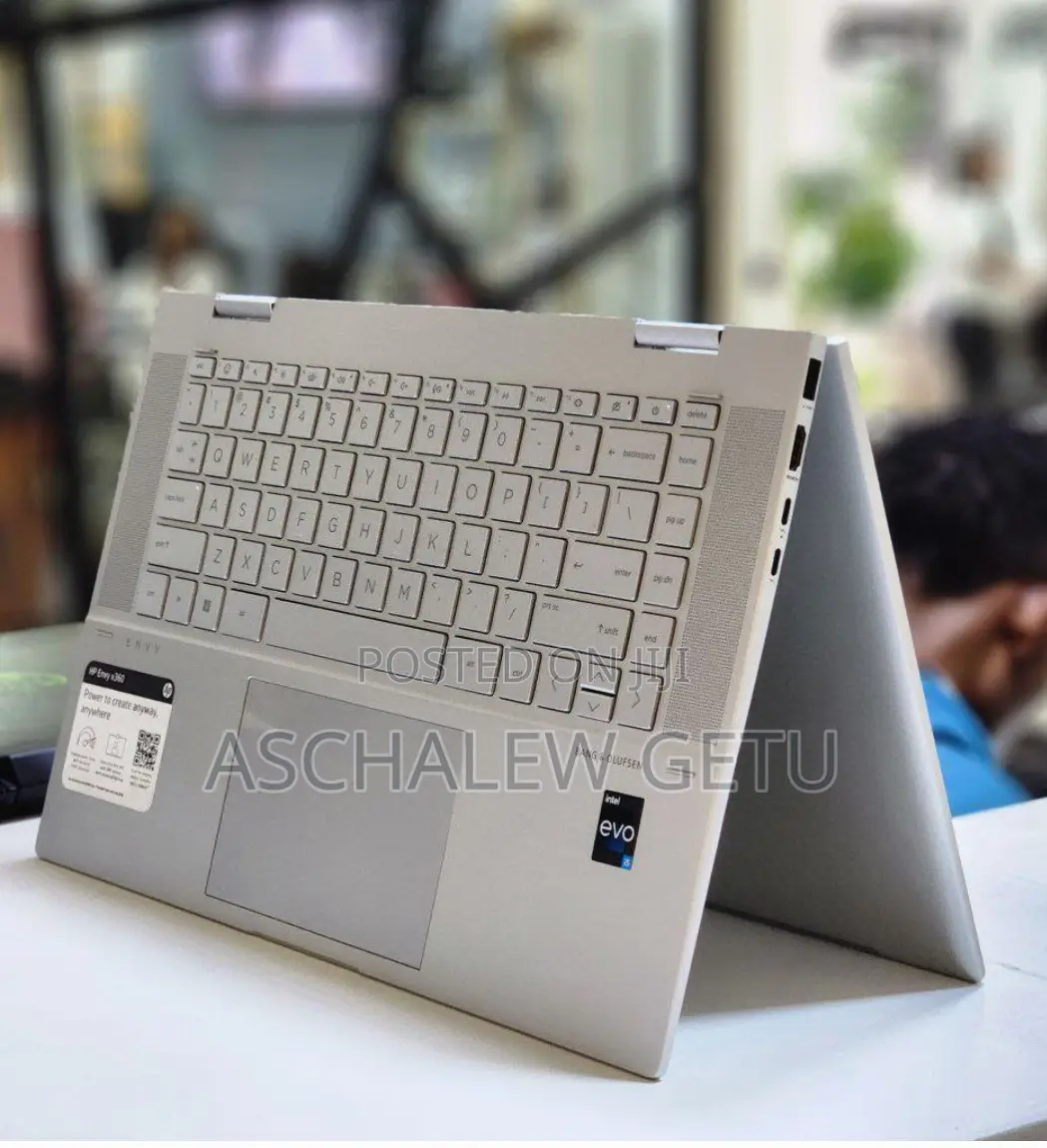 New Laptop HP Envy X360 16GB Intel Core I5 SSD 512GB