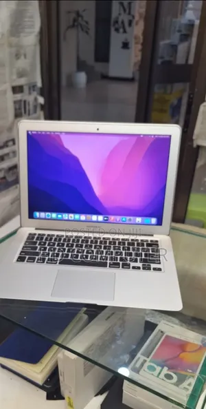 Photo - Laptop Apple MacBook Air 2017 8GB Intel Core I5 SSD 256GB