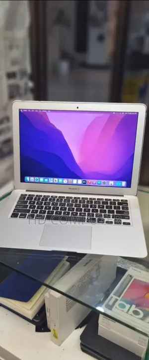 Laptop Apple MacBook Air 2017 8GB Intel Core I5 SSD 256GB