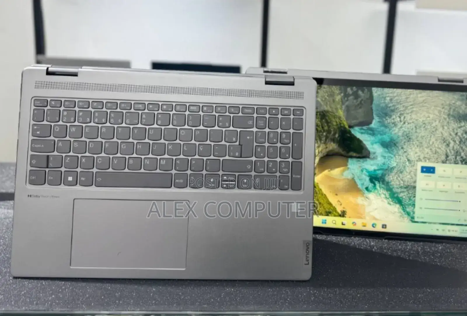 New Laptop Lenovo 32GB AMD Ryzen 5 SSD 512GB