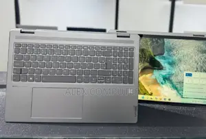 New Laptop Lenovo 32GB AMD Ryzen 5 SSD 512GB