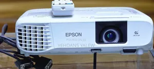Rbrand New Epson Projector Has Remote Model Name: Eb-X39 Hardwa