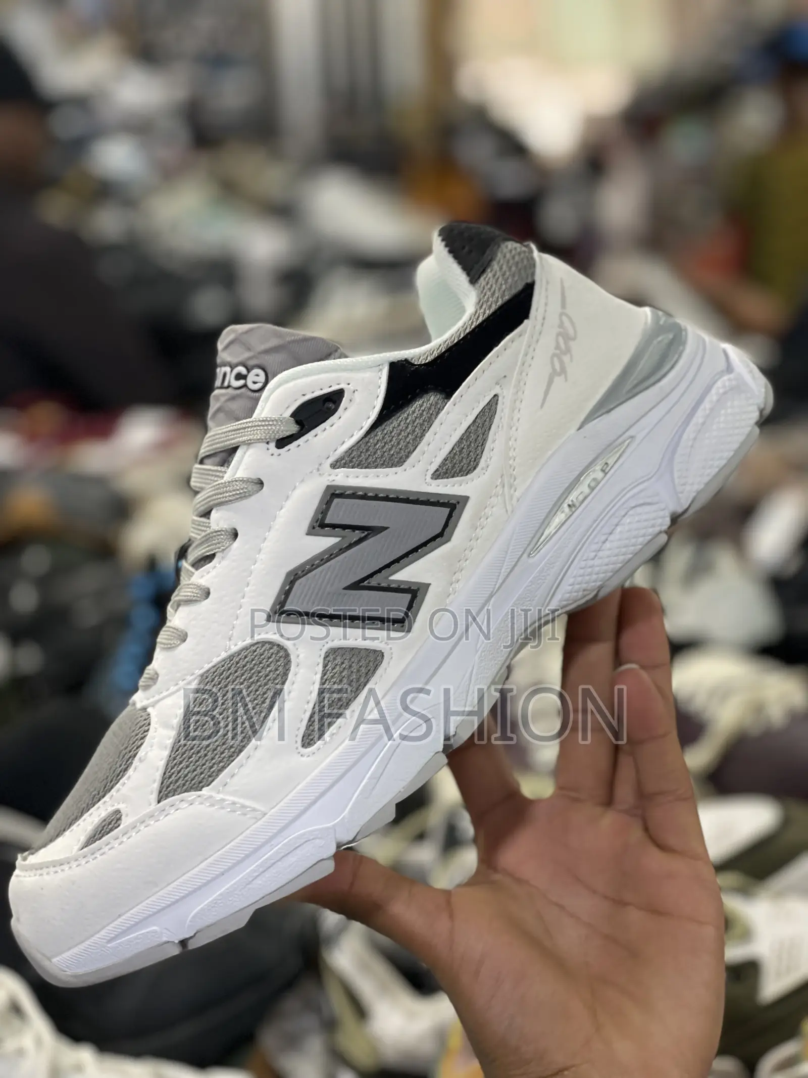 New Balance 960 Multicolor Mens Comfortable Sneaker White