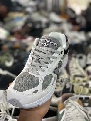 New Balance 960 Multicolor Mens Comfortable Sneaker White