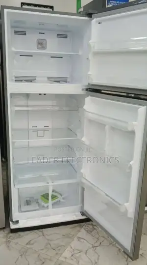 Midea Refrigerator 547