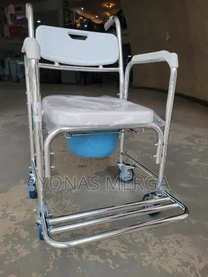 Toilet Chair屣罾commode Chair畍፭wheels for Bathing, a =Raised Toilet Seat