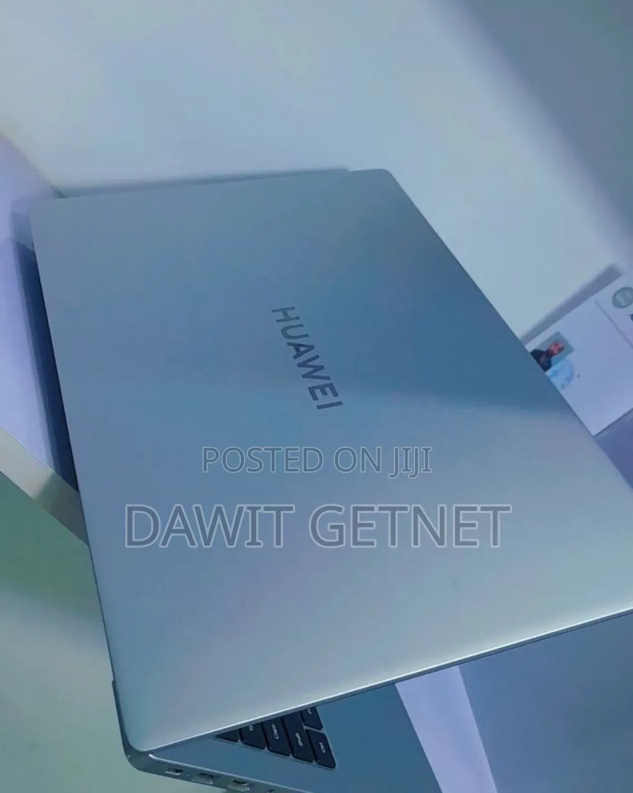 New Laptop Huawei MateBook 13 WRT-W19E 8GB Intel Core I5 SSD 512GB