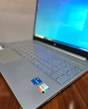 New Laptop HP Stream Notebook 8GB Intel Core I5 SSD 256GB