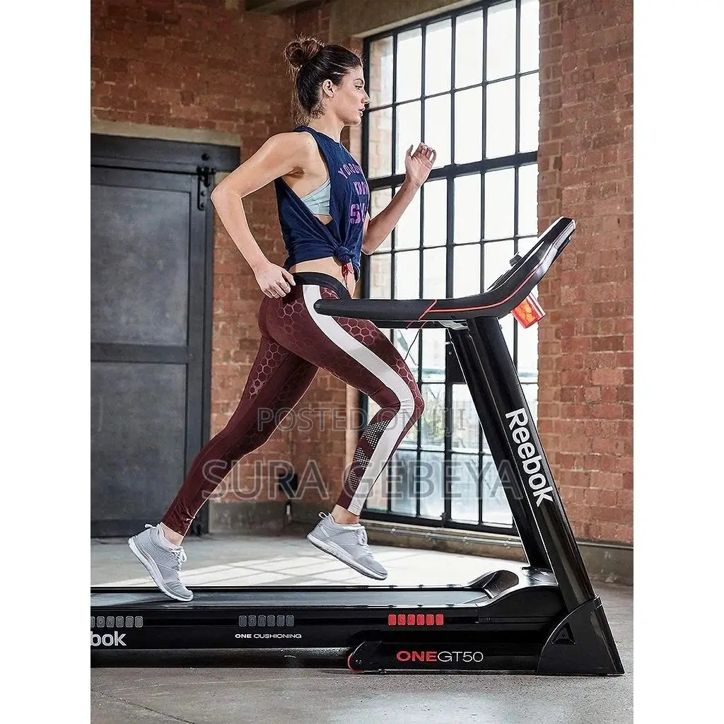 በቤቶ ስፖርት ይስሩ Reebok Treadmills Jet 300 T-19