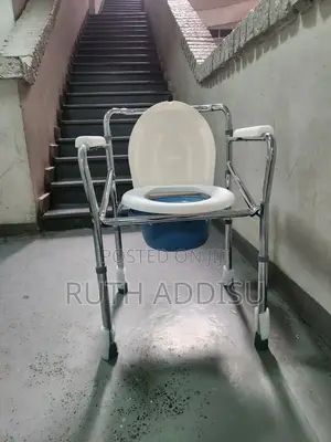 Photo - Toiet Chair朱亦commode Chair崴今commode Chair庫又commode Chair為何toilet Chair