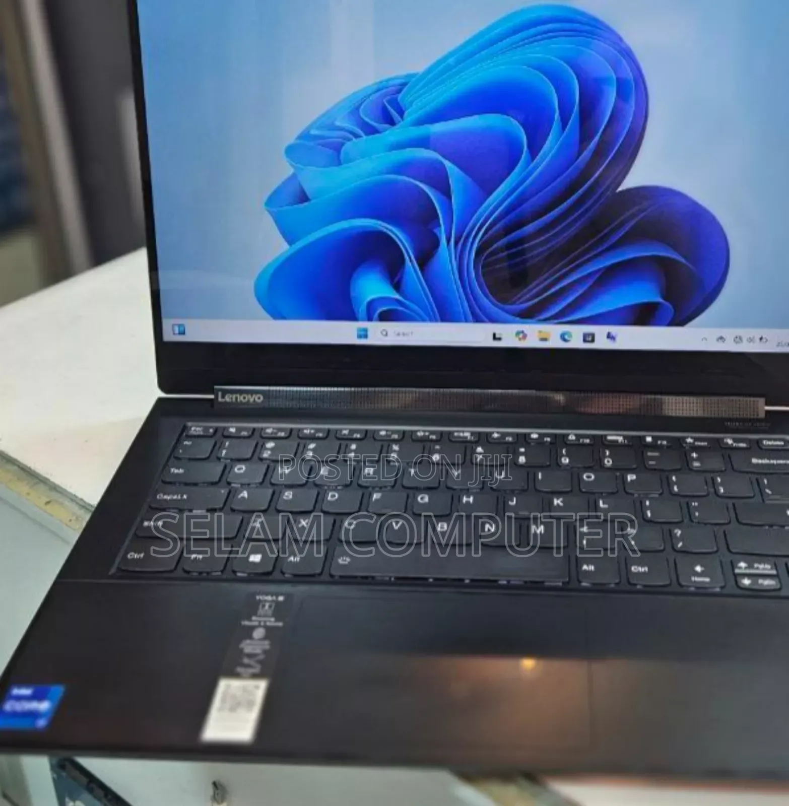 New Laptop Lenovo Yoga C740 16GB Intel Core I7 SSD 512GB