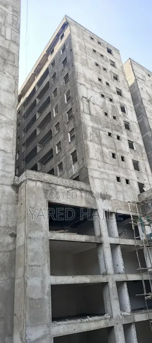 1bdrm Apartment in Yeka for sale