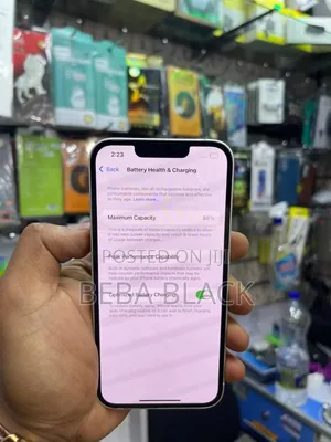 New Apple iPhone 13 128 GB White