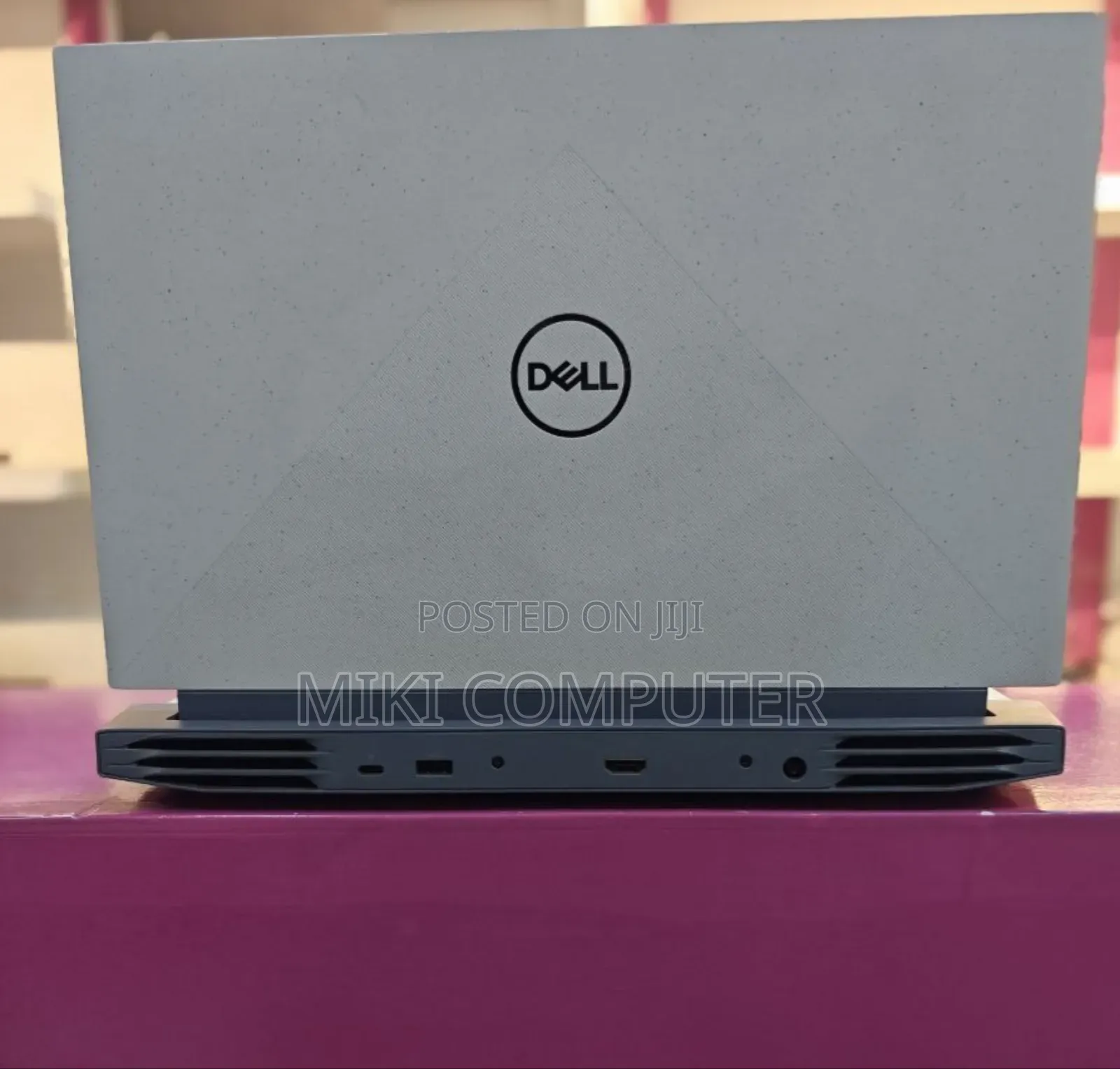 New Laptop Dell G15 5511 16GB AMD Ryzen 7 SSD 512GB
