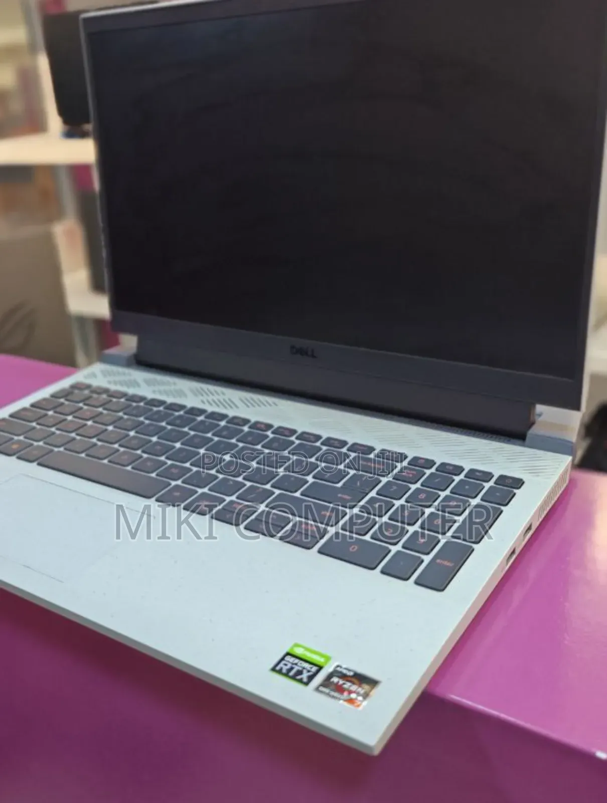 New Laptop Dell G15 5511 16GB AMD Ryzen 7 SSD 512GB