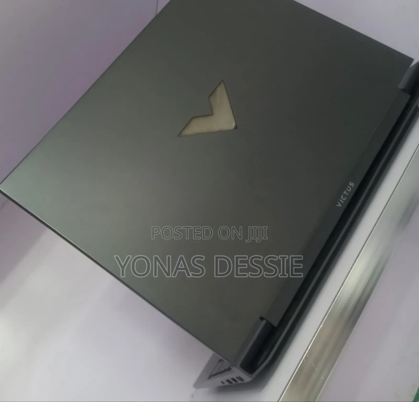New Laptop HP Victus 15 16GB AMD Ryzen 7 SSD 1T
