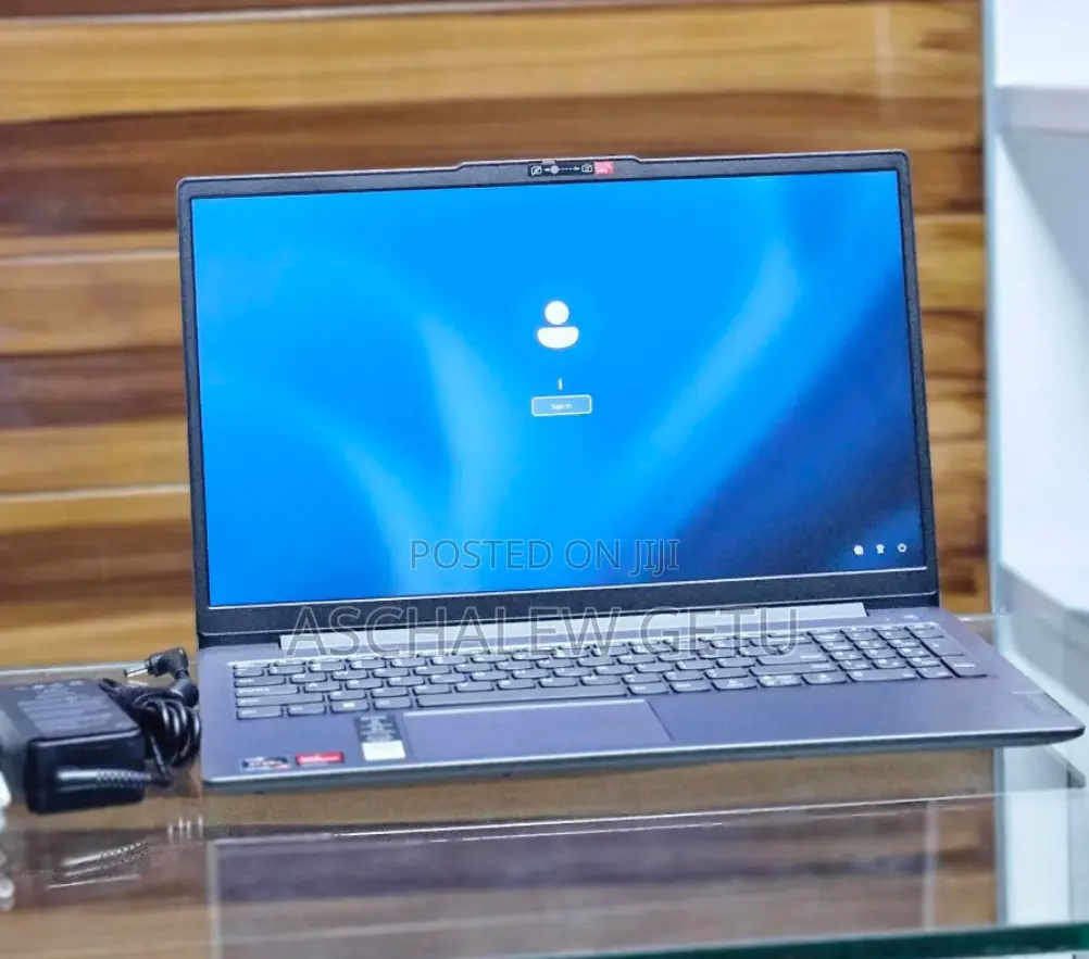 New Laptop Lenovo Ideapad 3 16GB AMD Ryzen 7 SSD 512GB