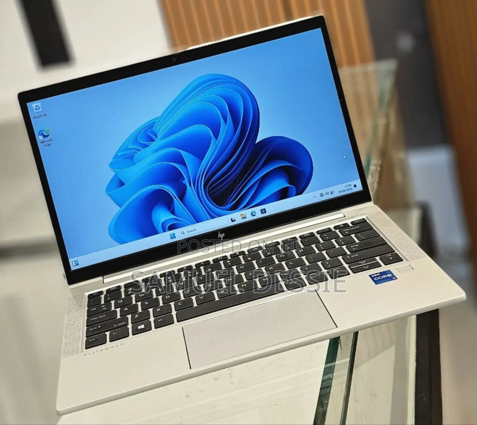New Laptop HP EliteBook 830 G8 16GB Intel Core I7 SSD 512GB