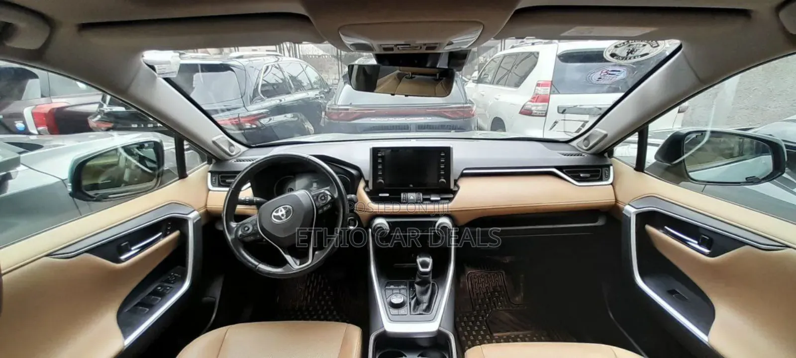 Toyota RAV4 2021 Green