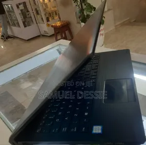 Laptop Toshiba Satellite C50 4GB Intel Core I5 HDD 1T