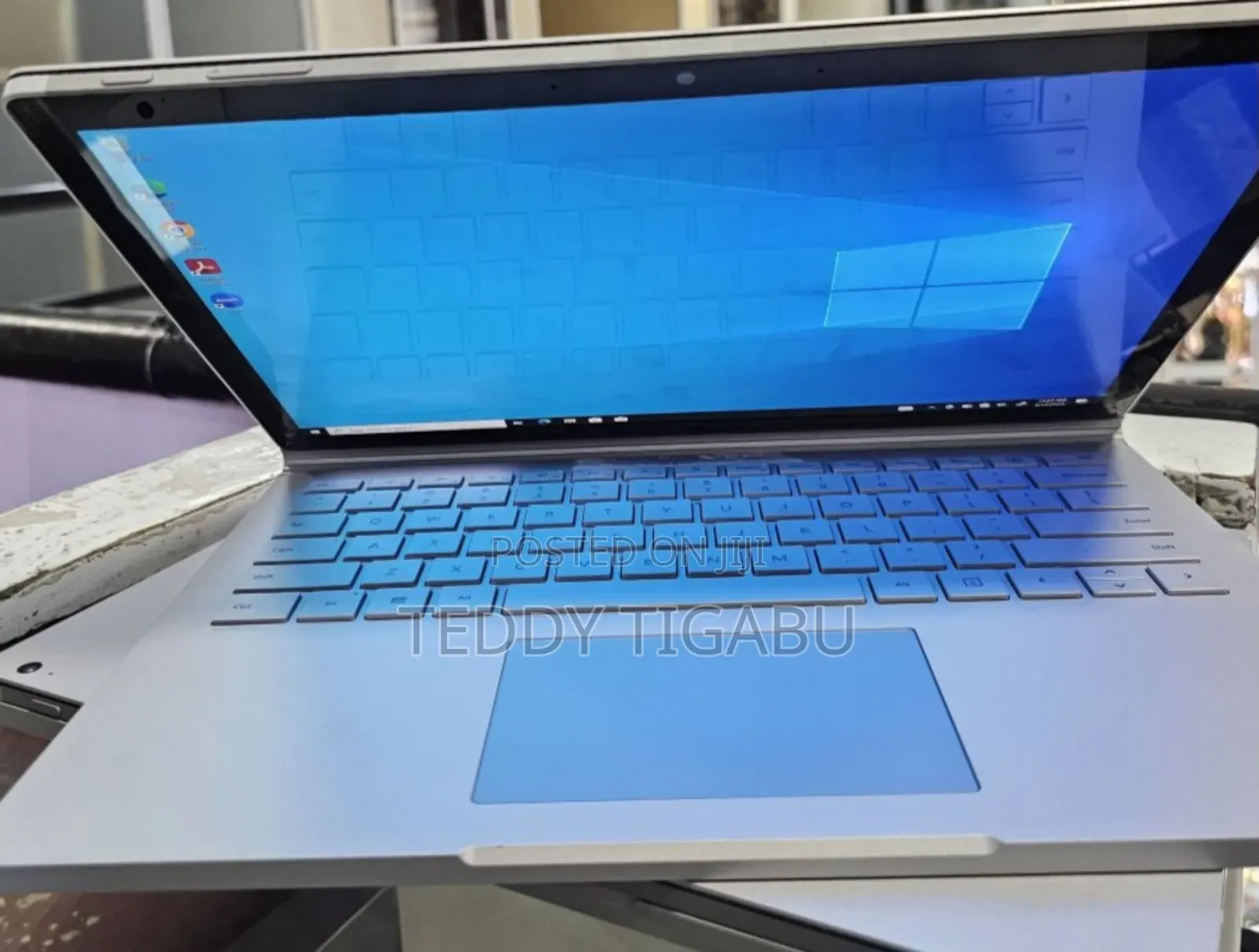 New Laptop Microsoft Surface Book 3 16GB Intel Core I7 SSD 256GB